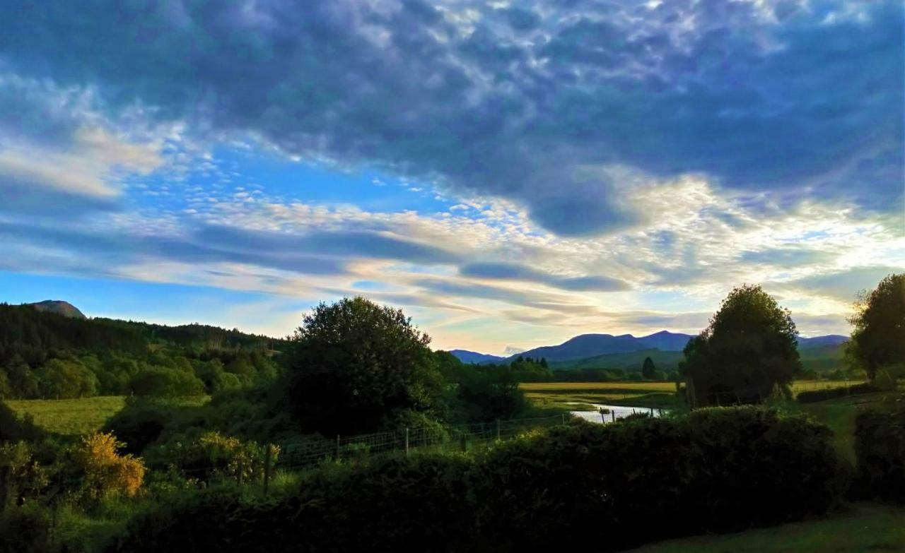 Serendipity Bed And Breakfast Dalchreichart ภายนอก รูปภาพ